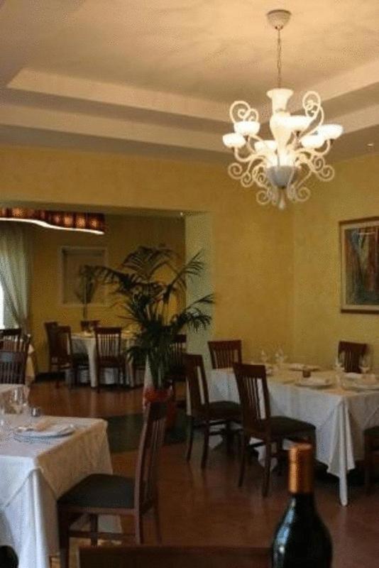 Relais Villa Fornari 카메리아노 외부 사진