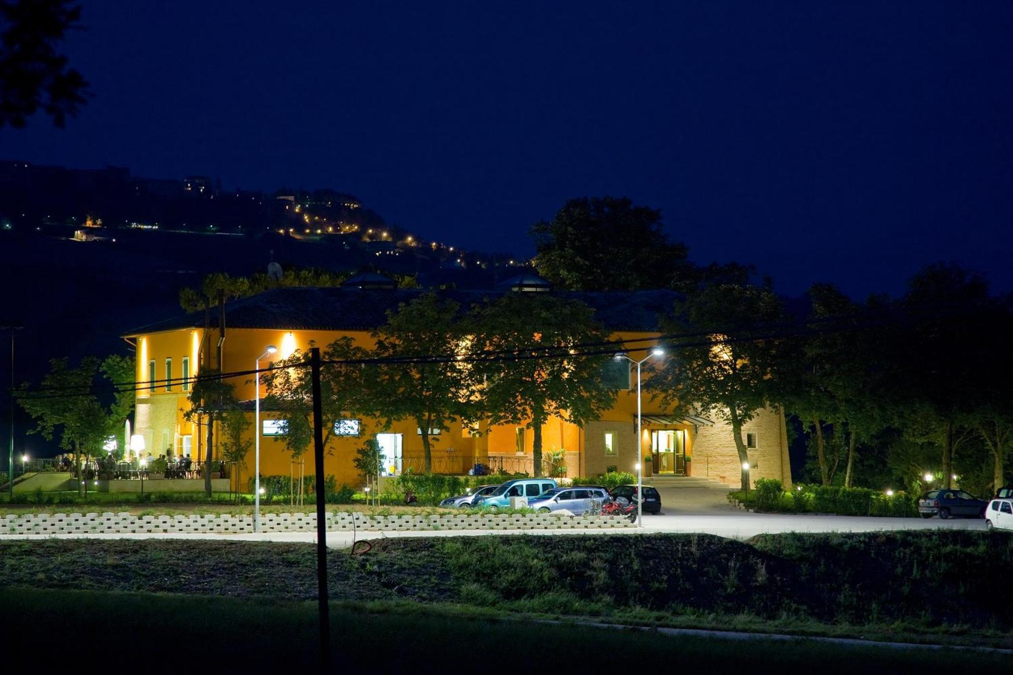 Relais Villa Fornari 카메리아노 외부 사진